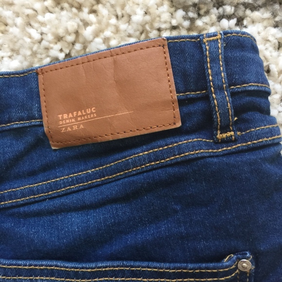 Zara// Trafaluc High Waisted Denim Short - Picture 7 of 7